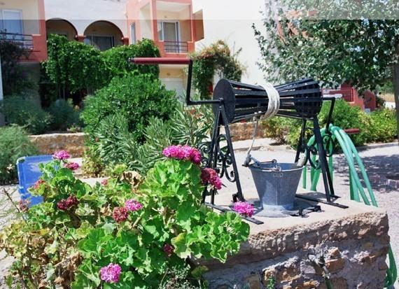 Agia Ermioni Maria Rooms מראה חיצוני תמונה