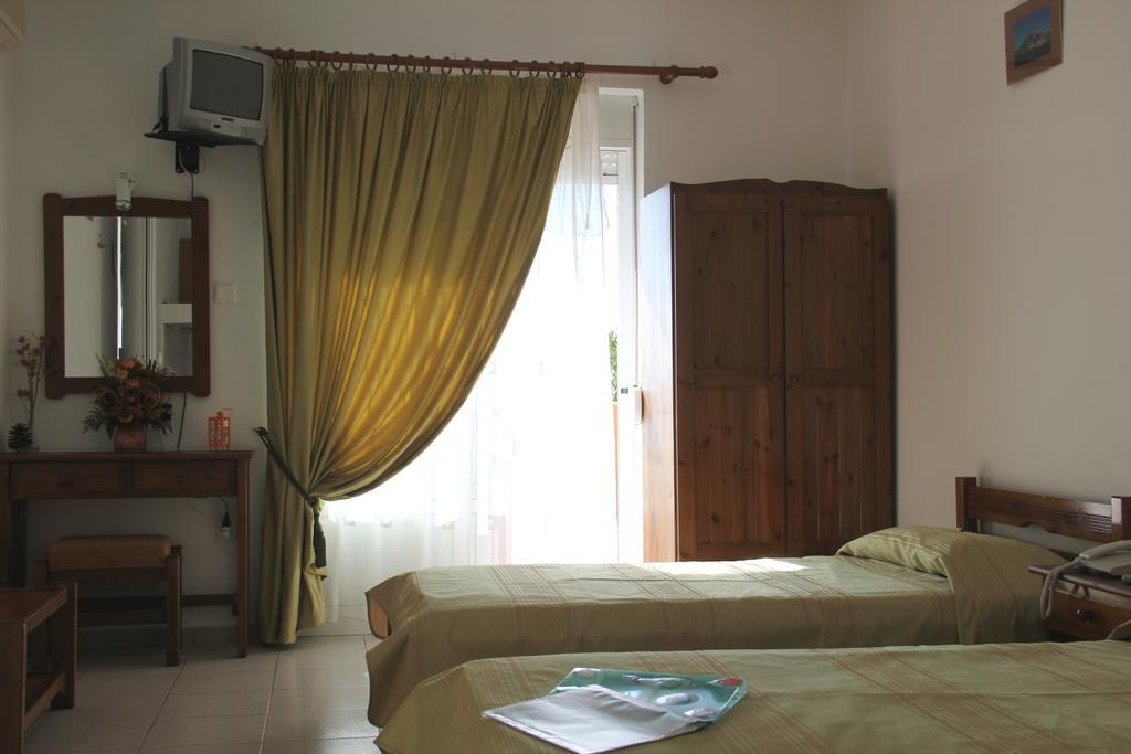 Agia Ermioni Maria Rooms מראה חיצוני תמונה