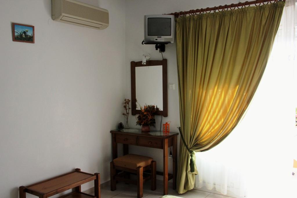 Agia Ermioni Maria Rooms מראה חיצוני תמונה