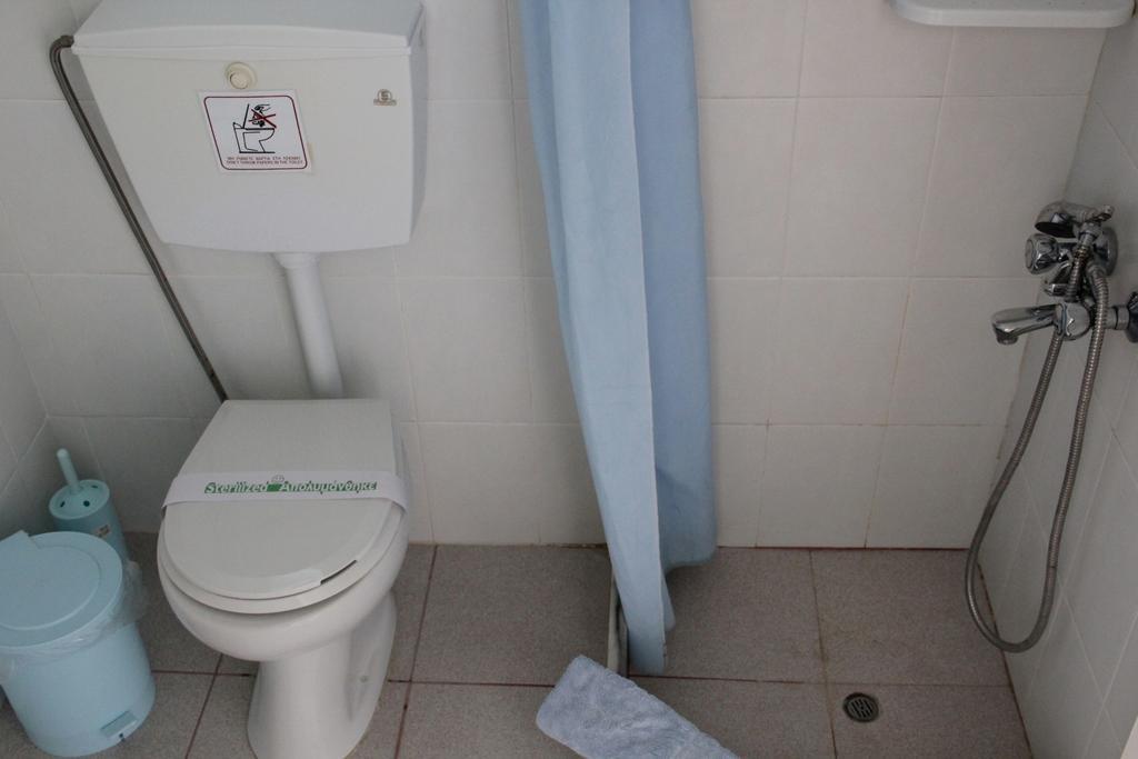 Agia Ermioni Maria Rooms מראה חיצוני תמונה